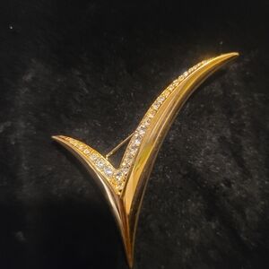 Napier Vintage Elegant Gold Brooch with Crystal Accents